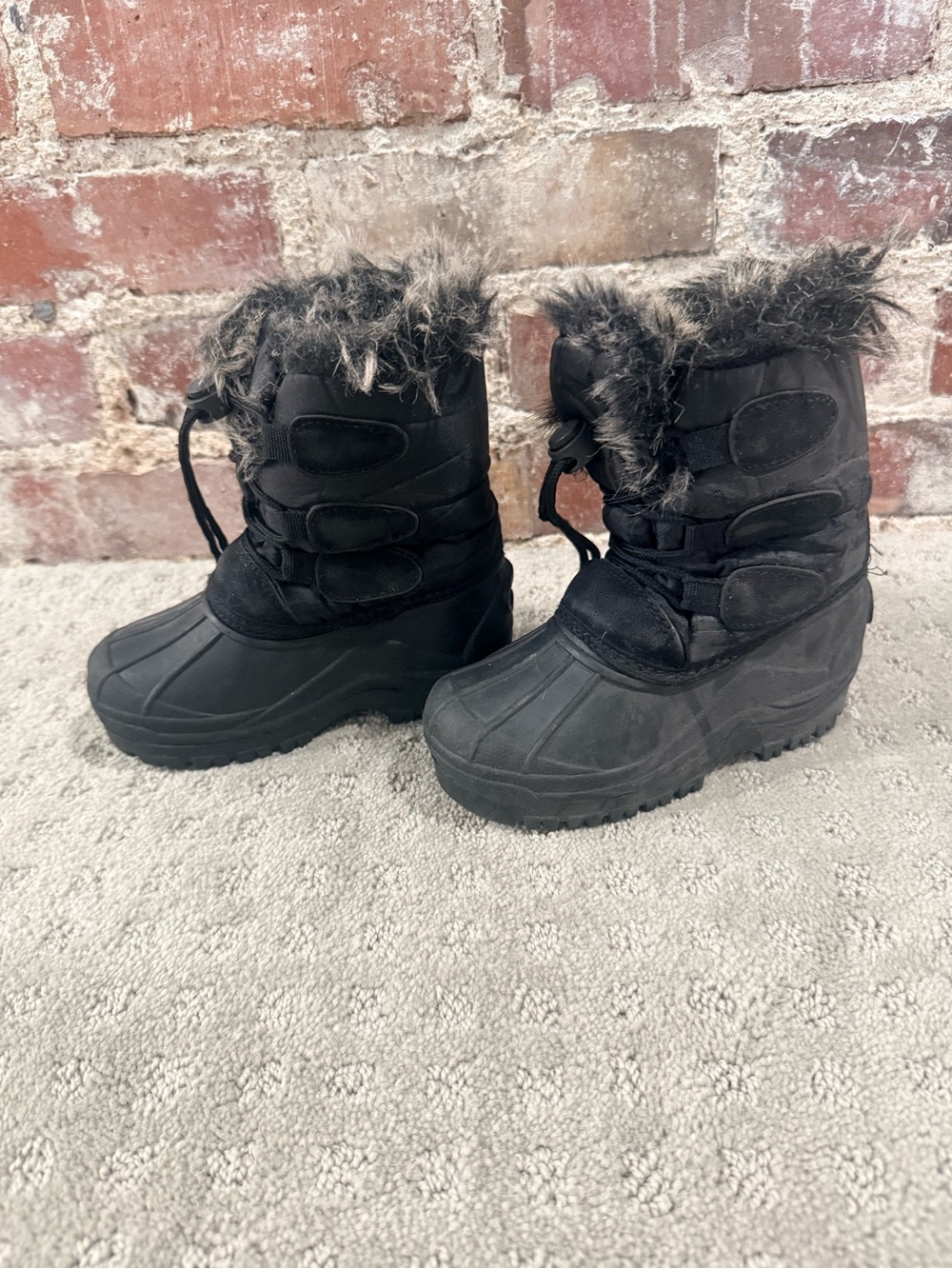 Kids Black Insulated Winter Boots with Faux Fur Trim